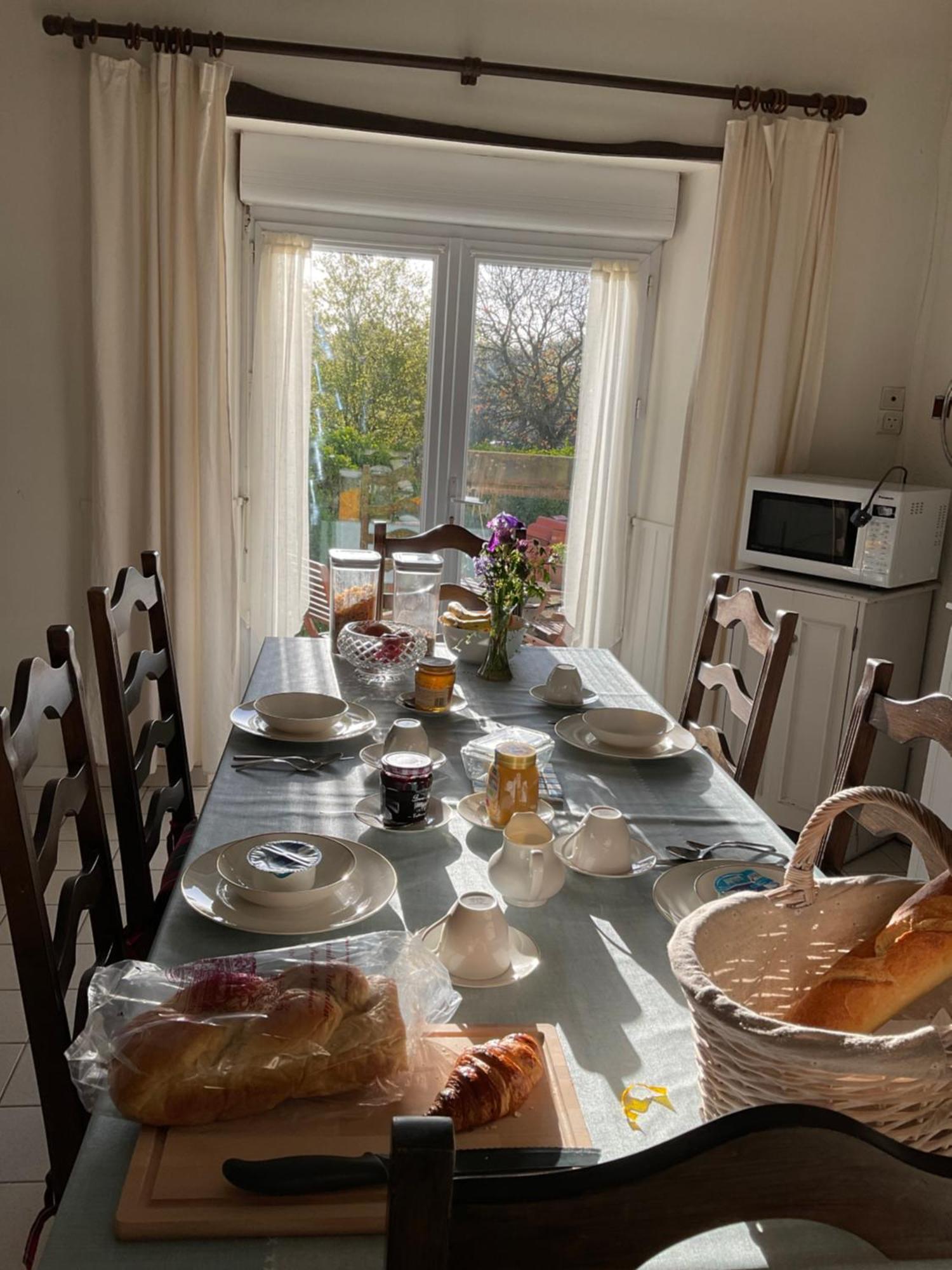 La Brionniere Bed & Breakfast Saint-Pierre-du-Chemin ภายนอก รูปภาพ